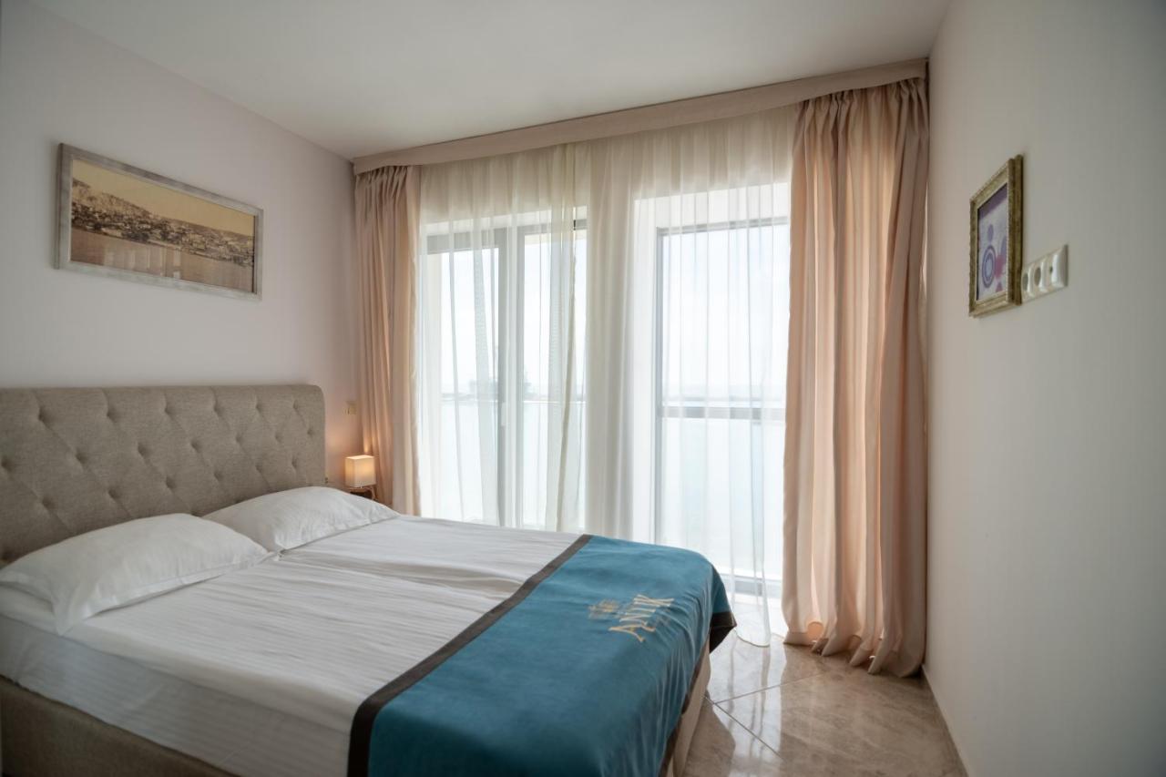 Antik Apartments Balchik Esterno foto