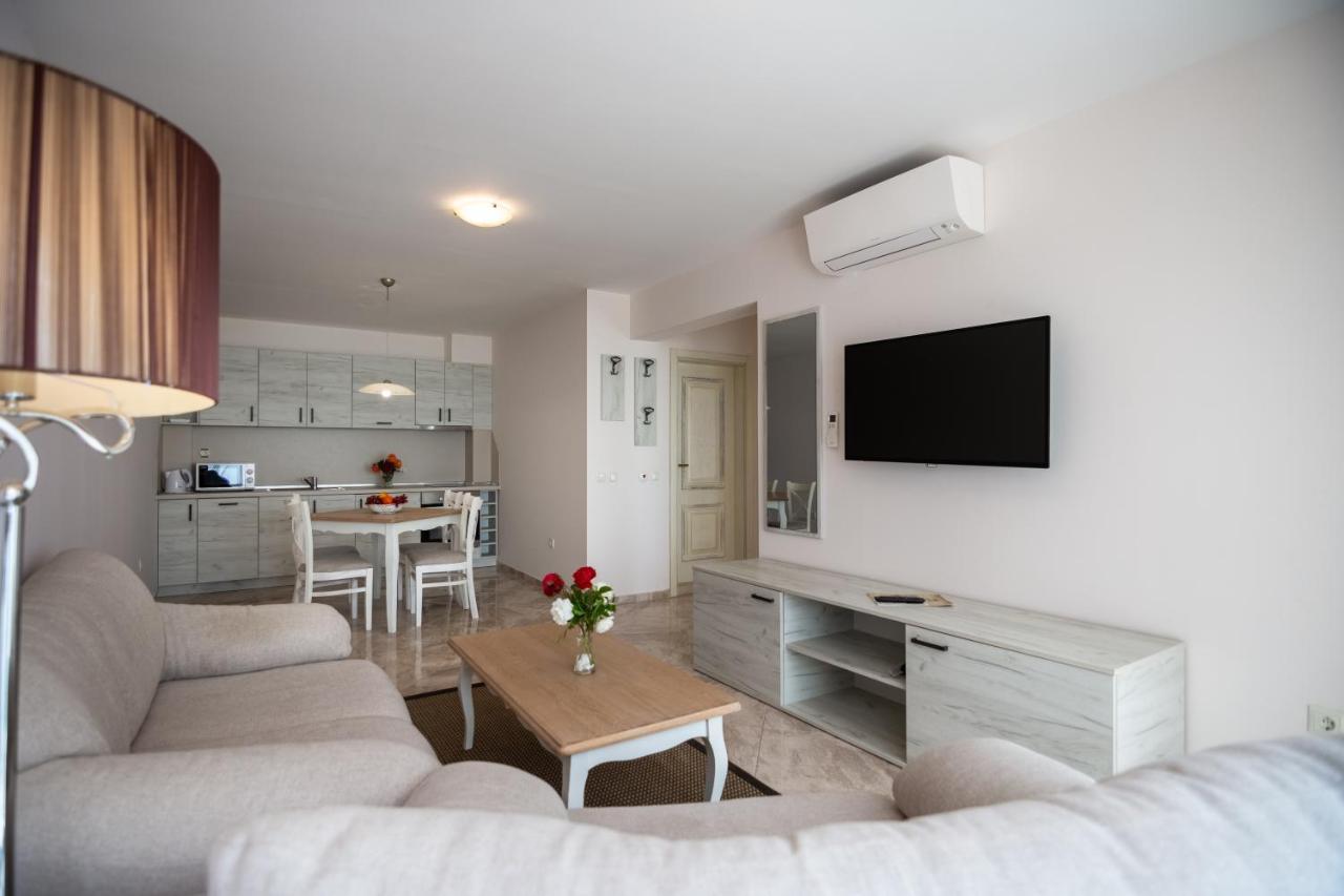 Antik Apartments Balchik Esterno foto