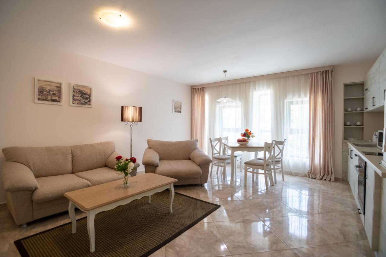 Antik Apartments Balchik Esterno foto