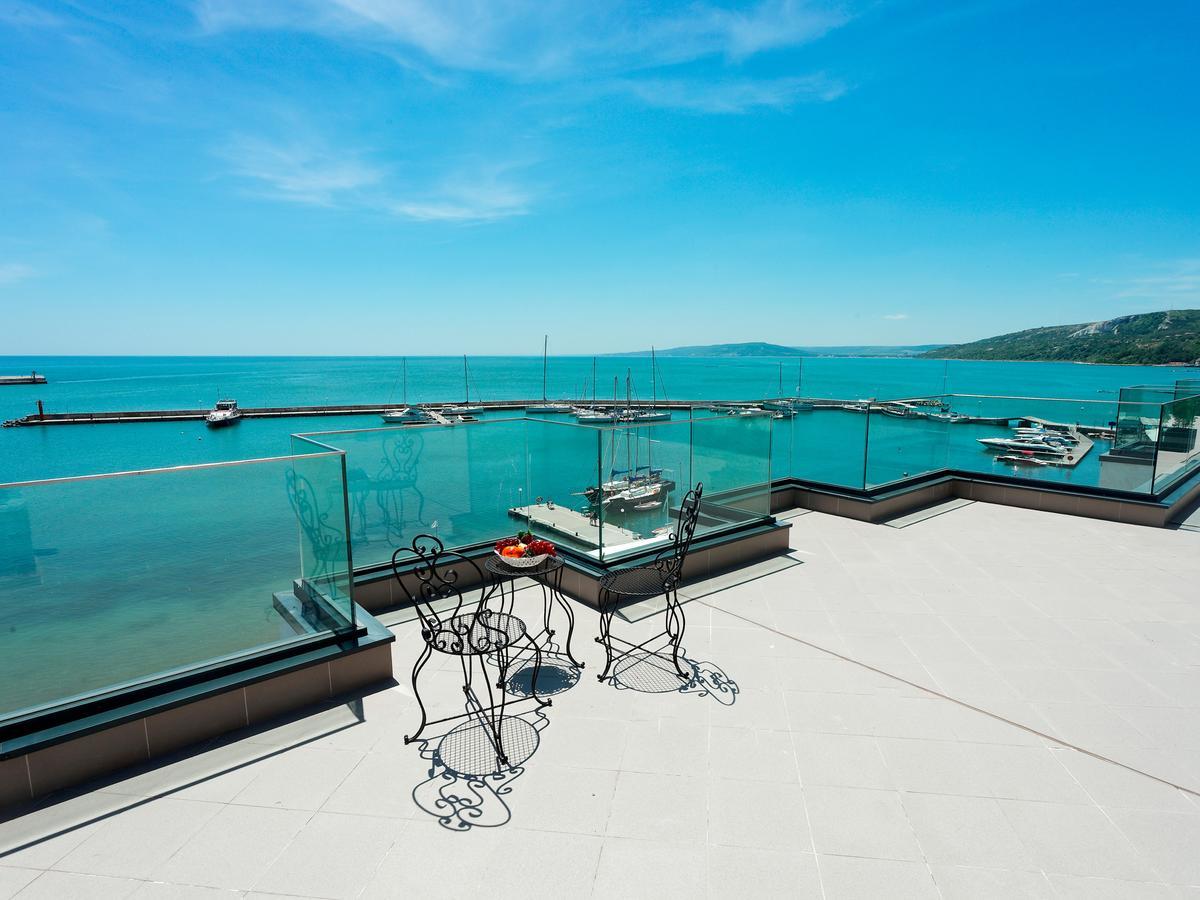 Antik Apartments Balchik Esterno foto