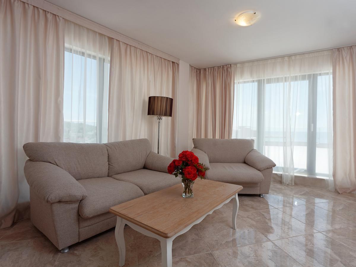 Antik Apartments Balchik Esterno foto