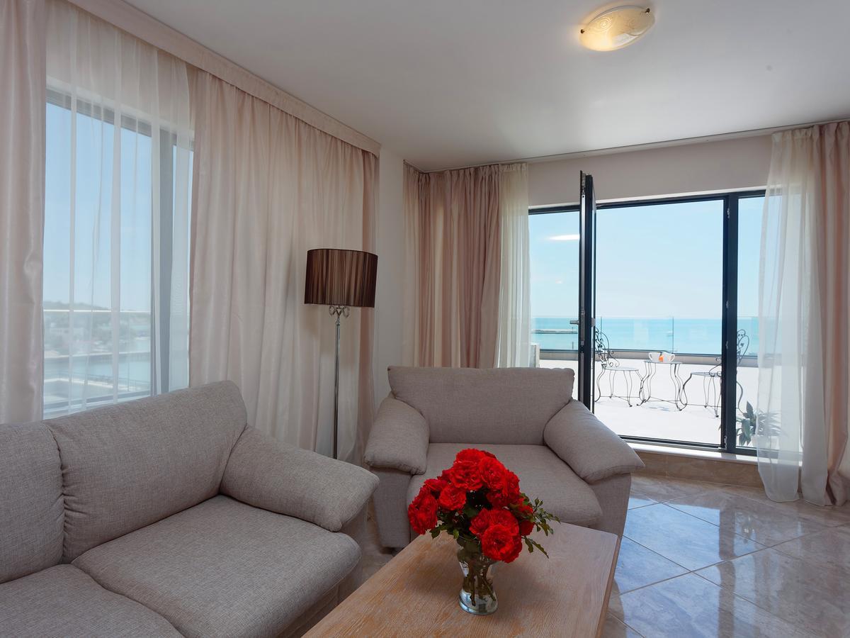 Antik Apartments Balchik Esterno foto